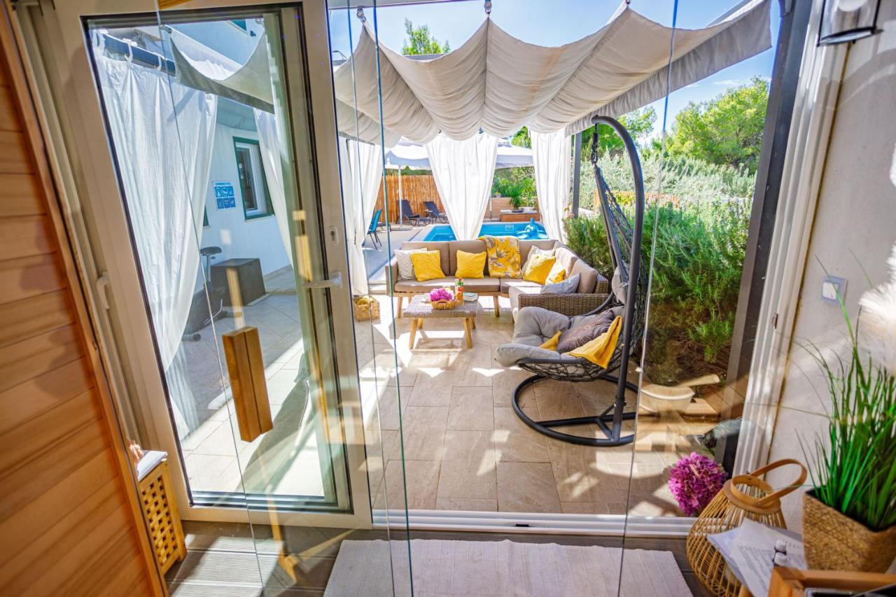 Nono Jure , Private Pool & Sauna Milna  Exterior photo